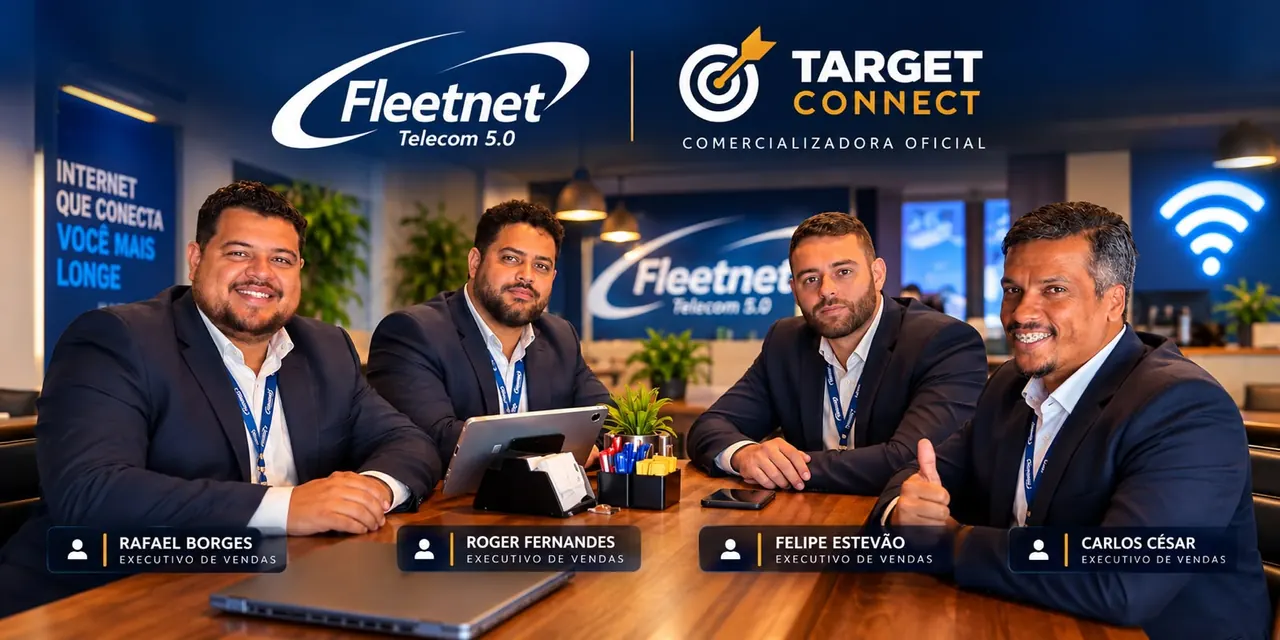 Time comercial da Target Connecta: Rafael Borges, Roger Fernandes, Felipe Estevão e Carlos César, de terno, numa mesa com os logos da Fleetnet e da Target ao fundo